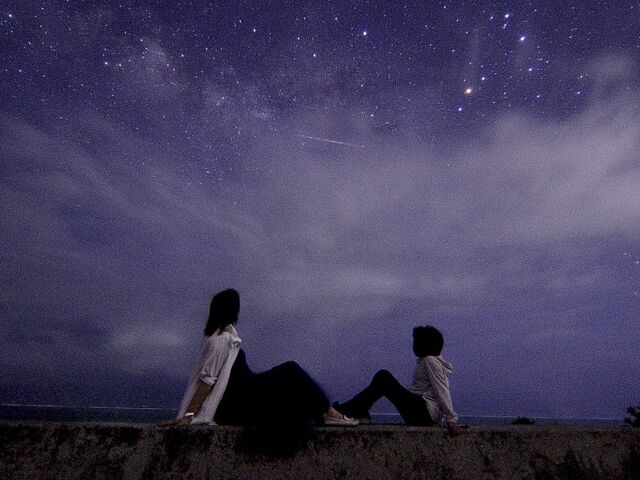 星空をバックに撮影してもらえました_Sea star 石垣島
