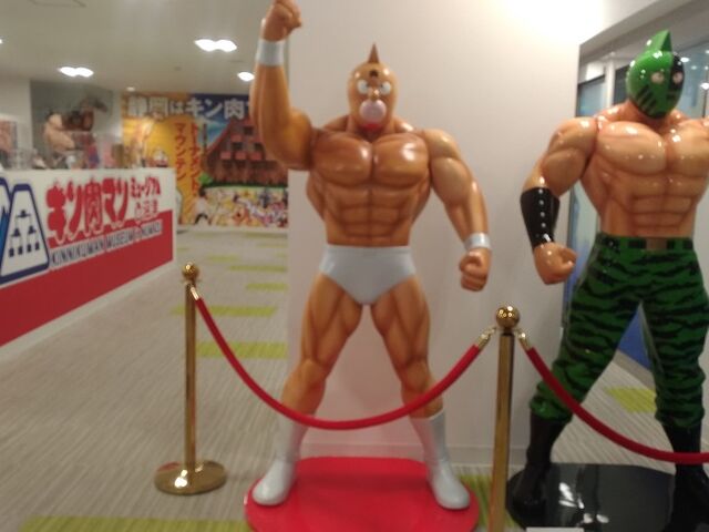 1階入口右奥にチケット売り場!エスカレーターで2階がミュージアム_キン肉マンミュージアム in 沼津