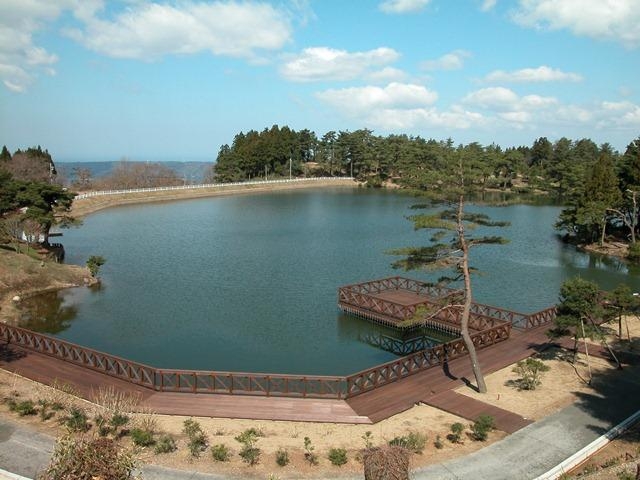 碁石ケ峰原山大池の写真1