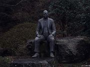 関根憲治像の写真1