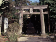 家浦八幡神社石鳥居の写真1