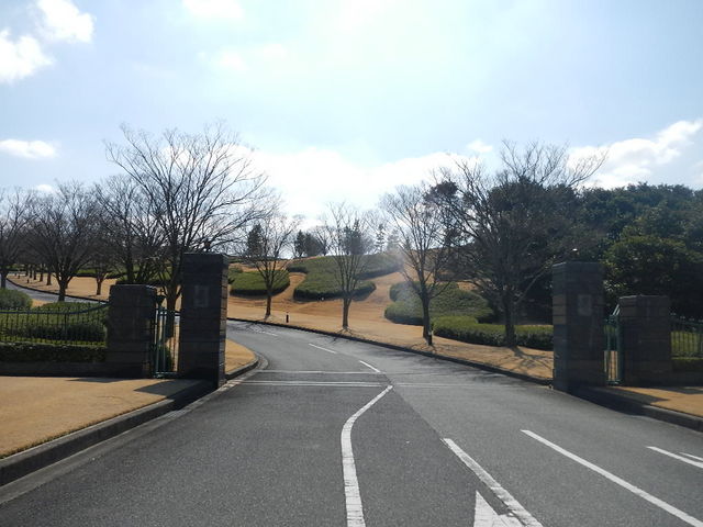 ザ・クイーンズヒルゴルフクラブの写真1