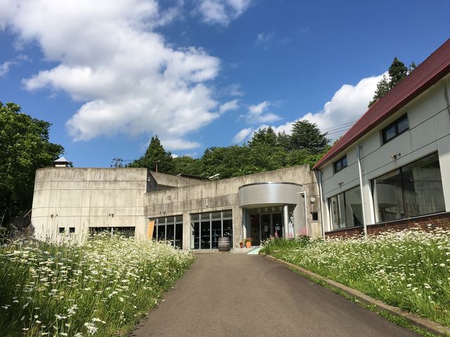 正面_ガラス体験工房 森のくに