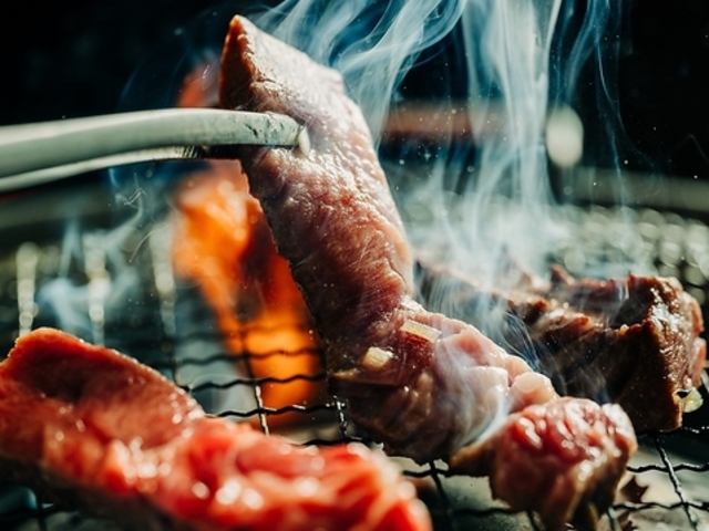 焼肉ホルモン 八虎の写真1