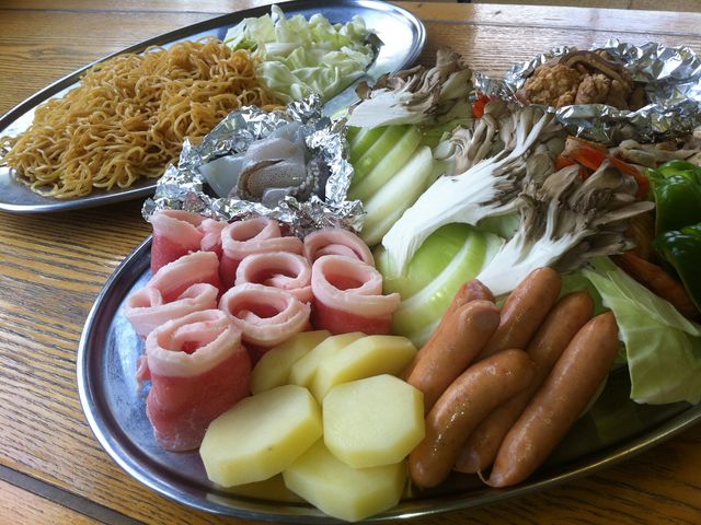 食材を当センターでご用意することもできます。事前にお伝えください。_発知溪流つりセンター