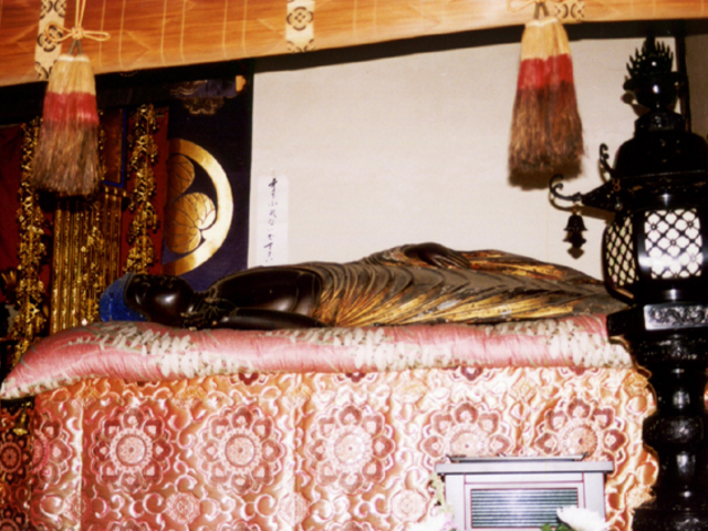 涅槃釈迦像の写真1