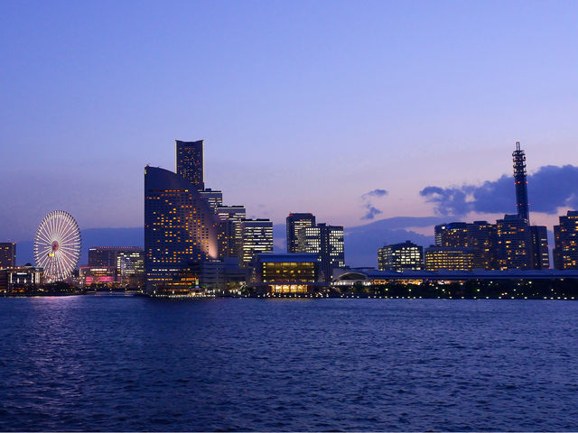 横浜港の美しい景色を一望_ロイヤルウイング