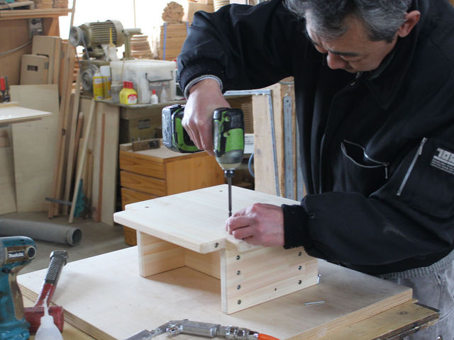 奥の工房で家具作りも!_Wood LABO ikeda