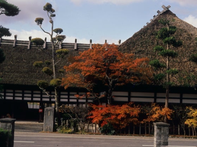 草なぎ家(曲がり家)の写真1