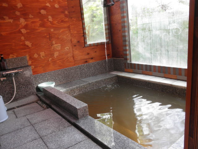 鉄瓶の湯_おのファミリーランドオートキャンプ場