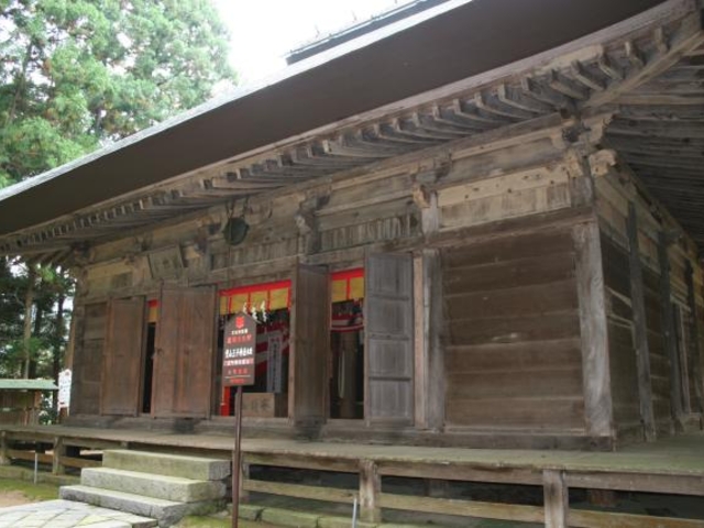 堂山王子神社本殿の写真1