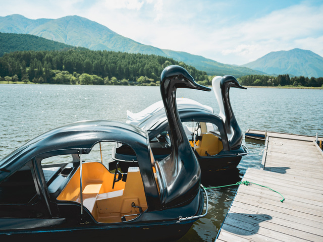 霊仙寺湖スワンボート_飯綱東高原オートキャンプ場