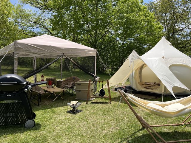 こだわりのテント・ギア・お食事が
すべて揃った“プレミアムキャンプ”も人気_飯綱東高原オートキャンプ場