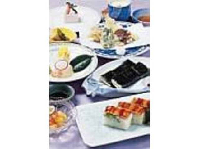 刺身に天ぷらなど全8品6000円のコース_あなご料理 山城