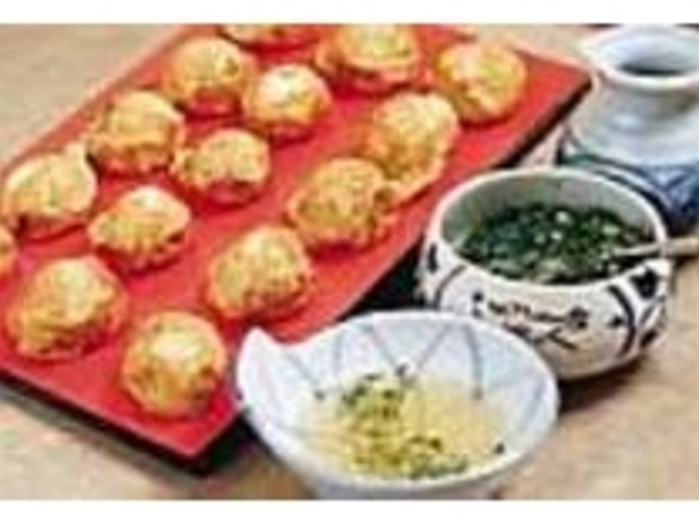 ミツバをたっぷり入れたダシで玉子焼きを_松竹