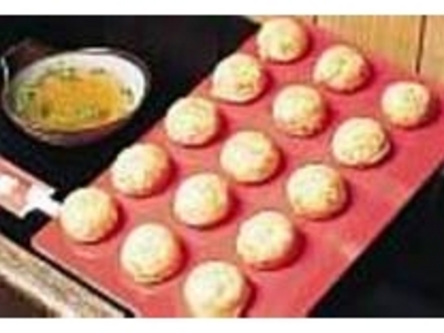 見栄えのよさも抜群の玉子焼きが大人気_元祖たこ珍
