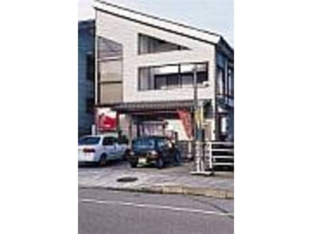 駅から徒歩1分というロケーション_味処 えづみや