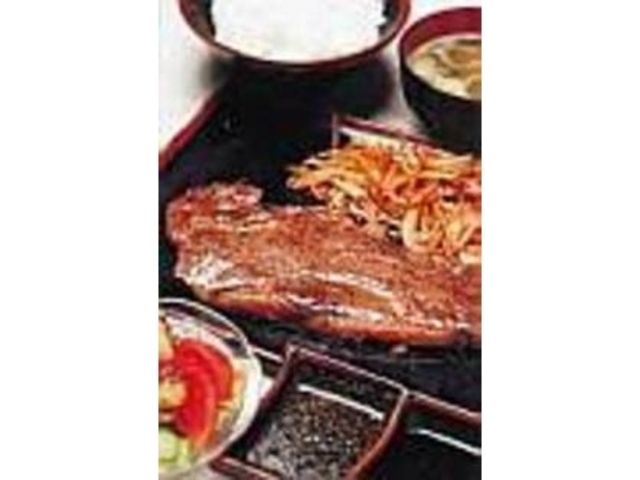 おすすめの特肉はミソ汁、ご飯、サラダ付_ステーキハウスあしあと