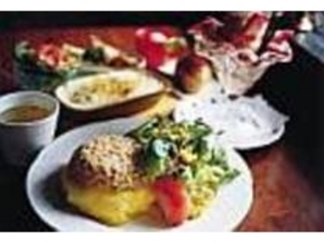 家庭料理は何でもありのママ手作りの味_レストラン&バー ブレーメン