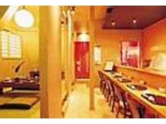 店内はこぢんまりとしていて清潔感が漂う_和食 酣亭