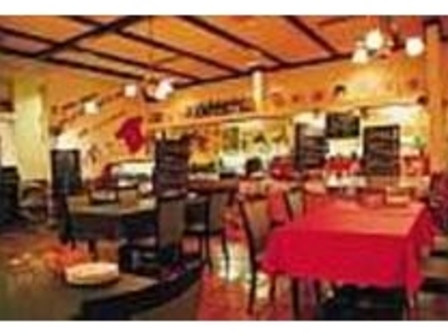 イタリアの大衆食堂をイメージしている_ラヴォラーレ