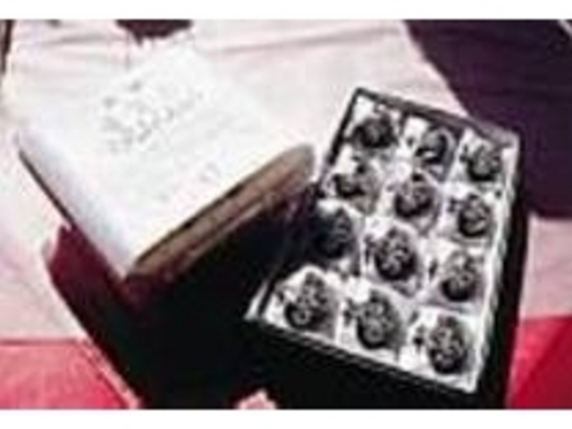人気のがんば最中と普賢岳噴火まんじゅう_菓舗しま田