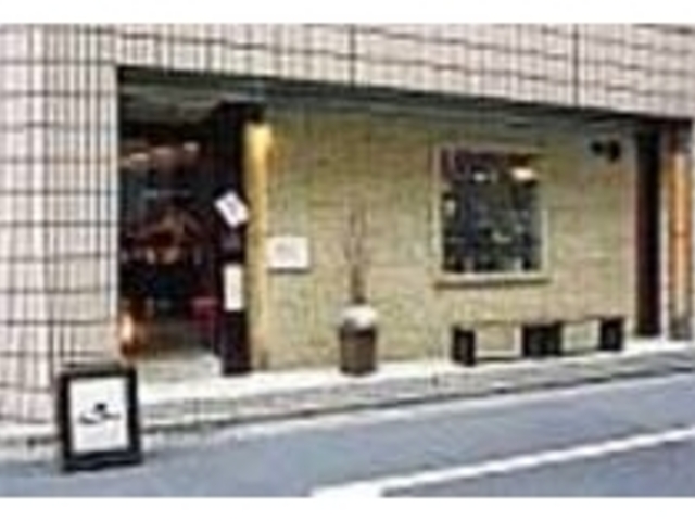和風の店内で、ゆっくりとできる空間を演出_アンティークダイニング 月