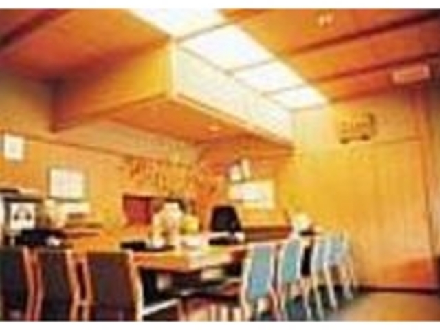 カウンターや座敷、宴会場も設けられている_日本料理ふじや