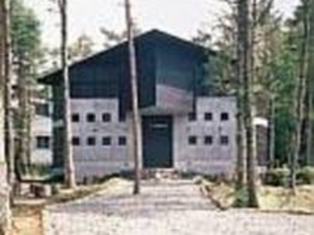 自然と芸術が集う美術館で心洗われる時を_山中湖美術館