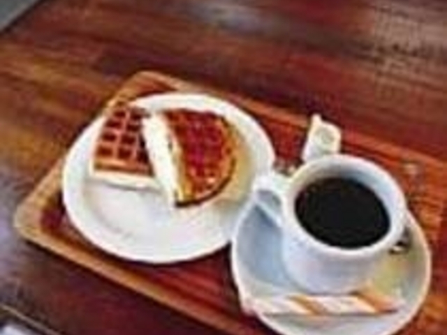 5種類の味が楽しめる手作りワッフル_ヤングオーレ
