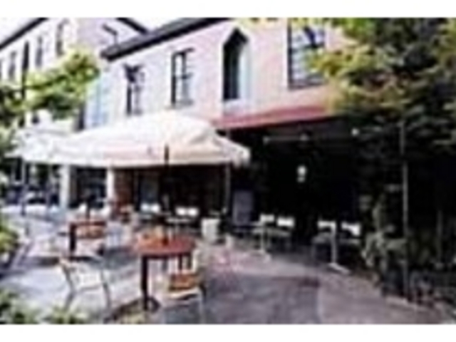 高級感のあるオープンテラスで食べよう_BRASSERIE JOJO