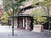 東北福祉大学芹沢_介美術工芸館の写真1