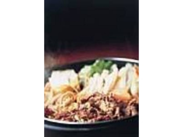 信州馬の肩ロースが入った『桜鍋』_越後屋料理店