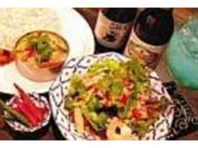 バラエティ豊かなアジアの本場料理を_むげん堂 アジア’nママ