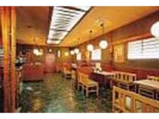 店内は広く、ほっとひと息つける造りに_喜与女茶寮
