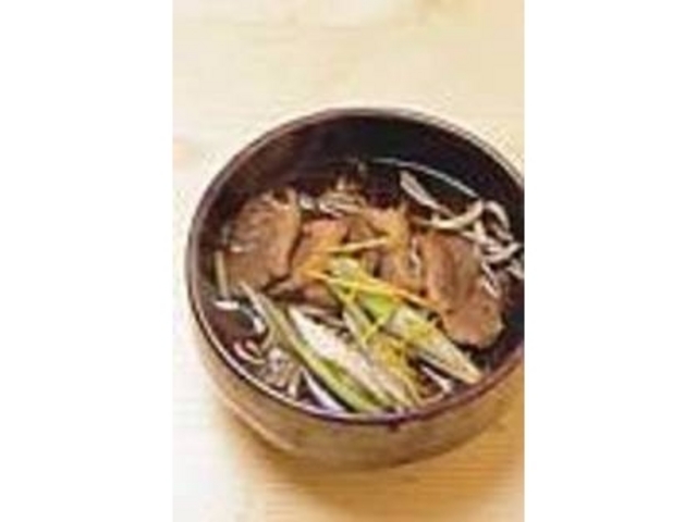 まろやかなスープの『鴨南蛮』1350円_そば処&ギャラリースペース 森ぴか