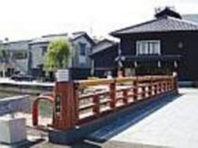 店の目の前を御祓川が流れ、落ち着いた環境_暮らしっく舘葦 まいもん処いしり亭