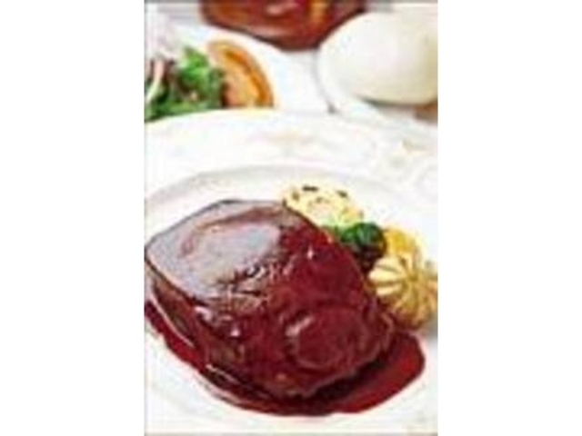 ボリューム満点の『仙台牛のタンシチュー』_西洋レストラン泉亭