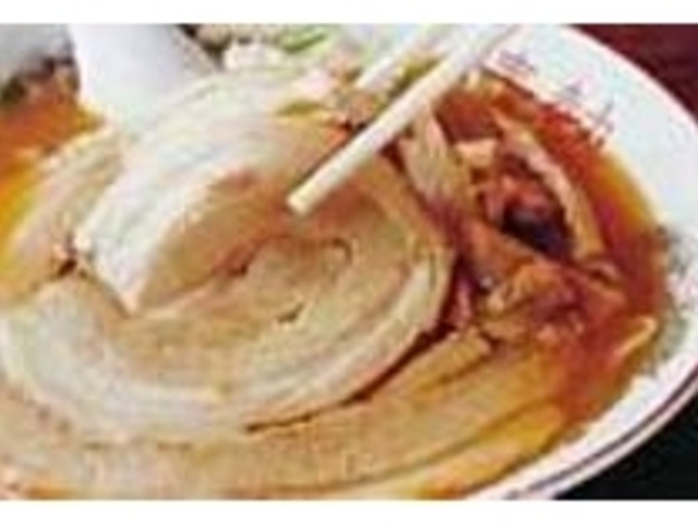 特大叉焼がのった『知多しょうゆラーメン』_元祖 知多ラーメン ゆたか亭 総本家
