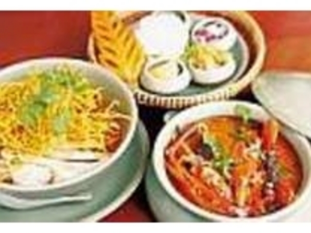 『メナム海老のトムヤムクン』(710円)_チェディルアン
