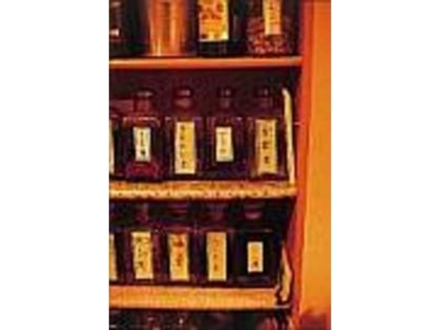 一つひとつにいろんな効能がある薬種の数々_和風創作薬膳料理 京小づち