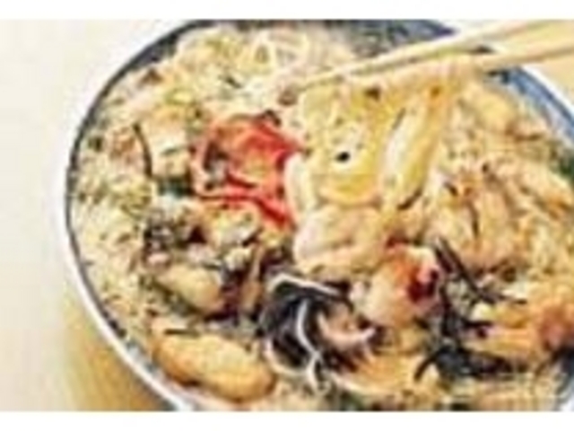 フグの旨みがスープに溶け出すフグそうめん_あわぢ 阿うん