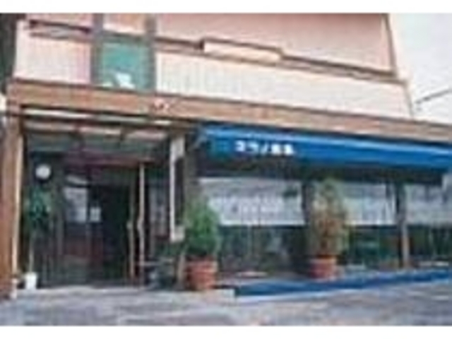 店内は、いつも女性やカップルでにぎわう_ミラノ食堂