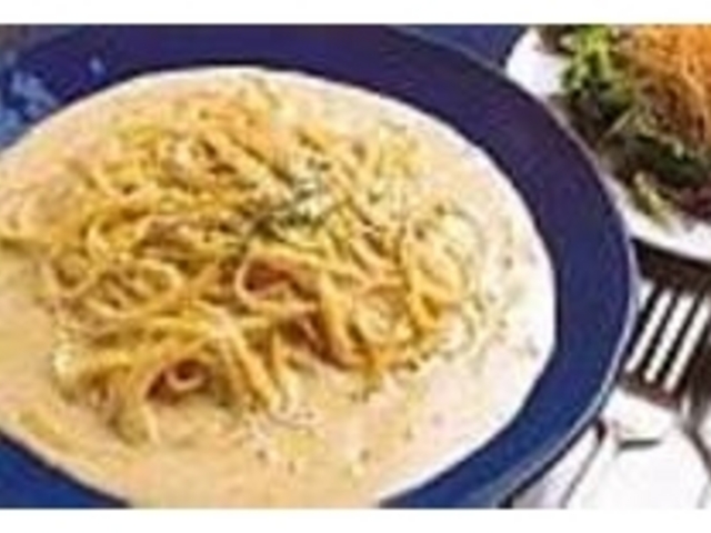 春限定『ウニのクリームパスタ』1260円_ふぇにっくす