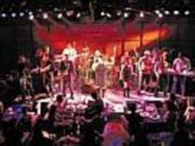 毎晩ライブが行われ、極上の音楽を楽しめる_Motion Blue yokohama