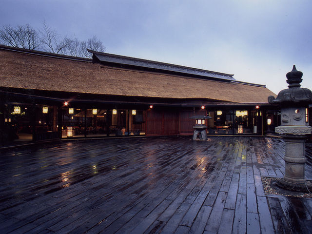 本陣外観_薬師温泉 旅籠