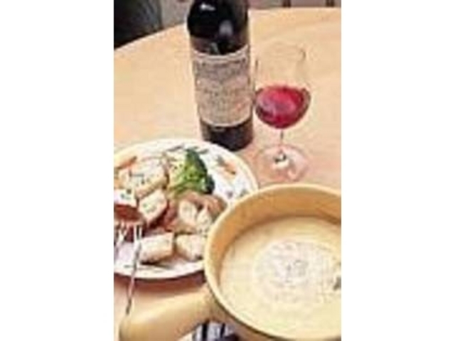 『チーズフォンデュ』(1900円〜)_チーズ料理 フロマージュ