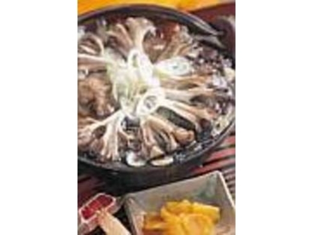 『山菜舞茸ほうとう』(1050円)_ペンション&レストラン山路