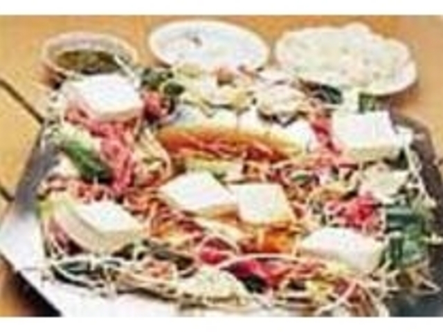 見よ、この鍋から溢れんばかりの迫力を_焼肉 一心鍋