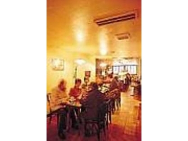 広い層から愛される、居心地のいい空間_珈琲店 北地蔵